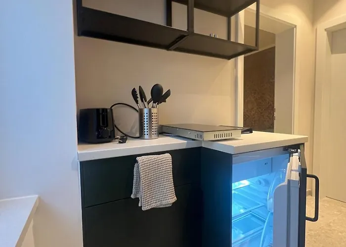 K - Modern Retreat - Great Location Apartment Vienna